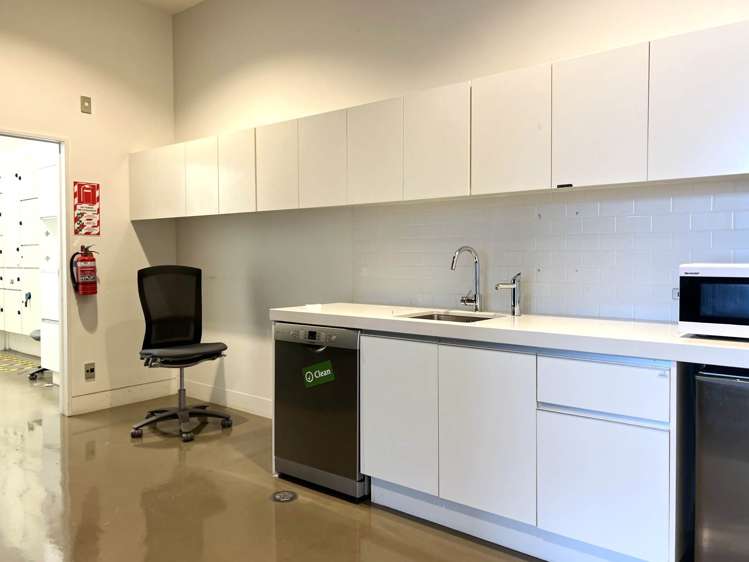 288-290 Lincoln Road Henderson_6