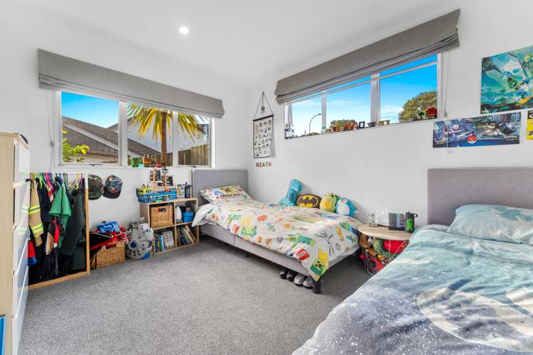 20 Admirals Court Drive Greenhithe_26