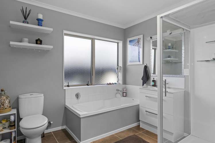 103 Kirton Drive Riverstone Terraces_15