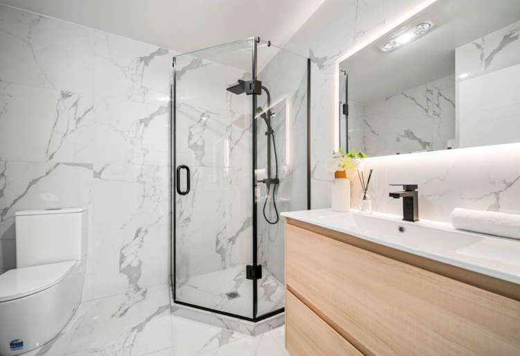 31D McLeod Road Weymouth_10