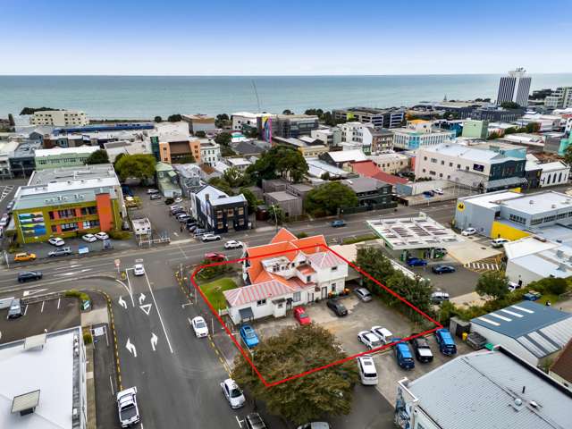 Prime CBD corner with resource consent