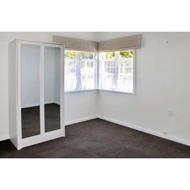 1/185 Fitzherbert Avenue West End_3