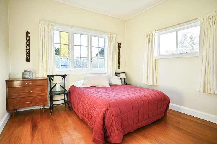 11 YMCA Road Māhia_6