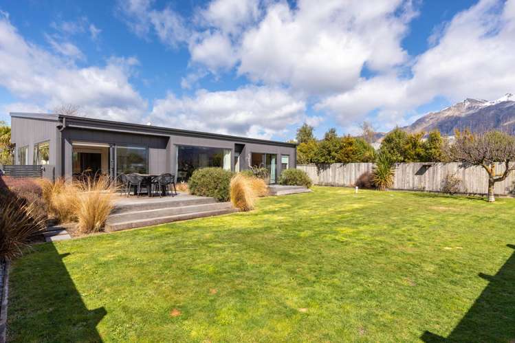 50 Coll Street Glenorchy_21