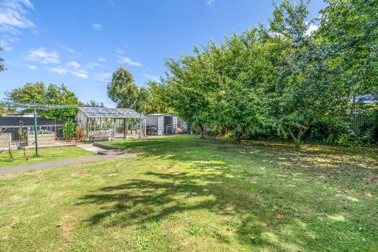 11 Coronation Street Strathern_28