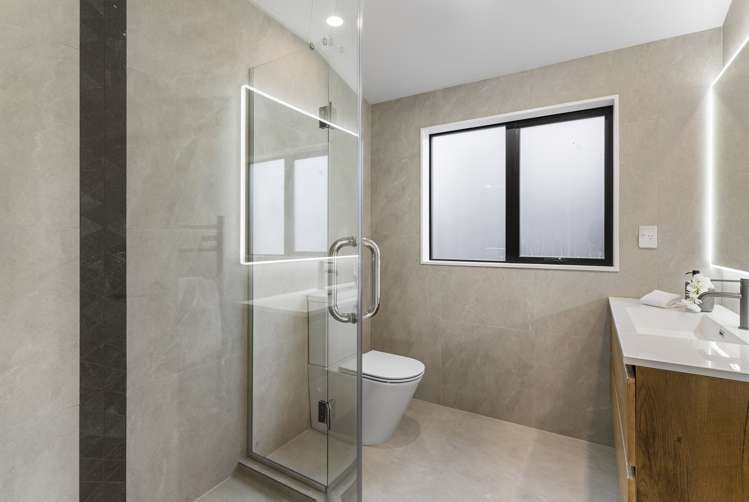 905c East Coast Road Northcross_20