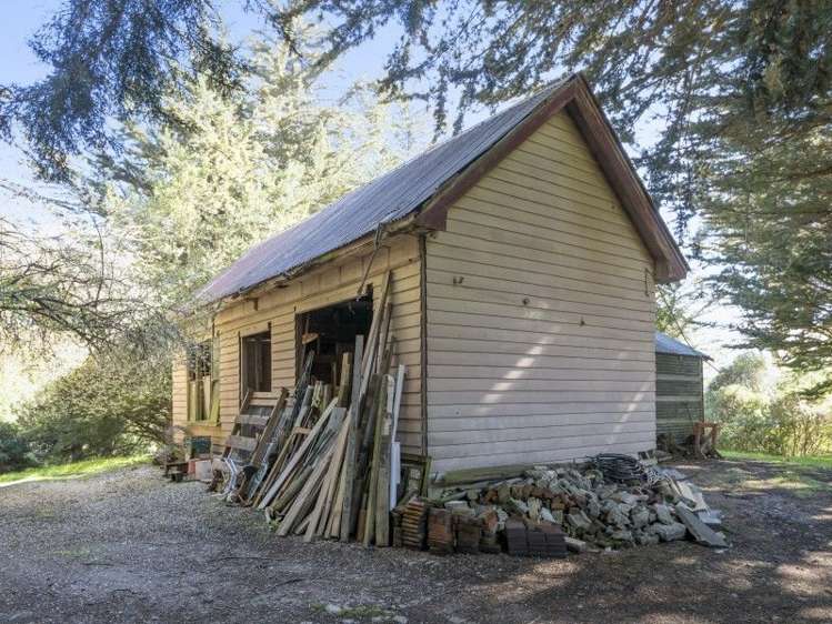 4987 Christchurch Akaroa Road Little River_22