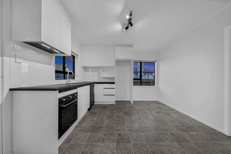 12 Hunua Road Papakura_24