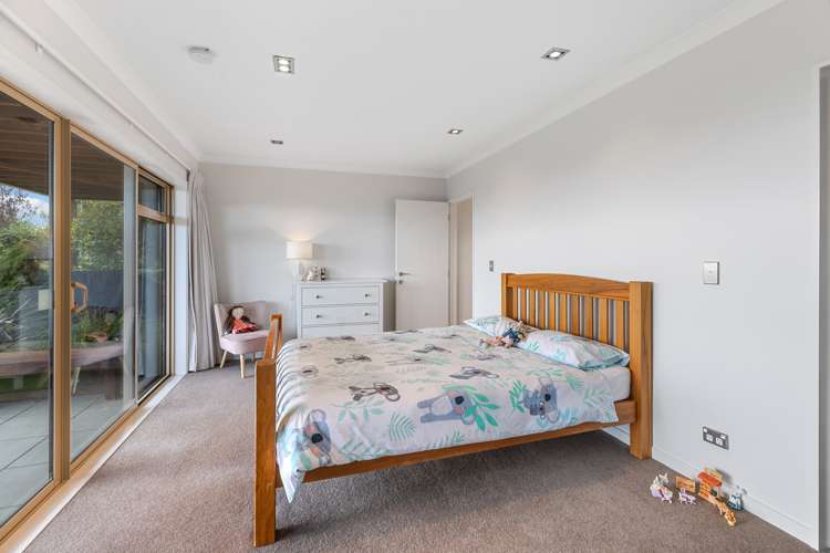 4 Swanton Drive Huntsbury_15