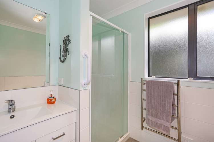 18 Ripple Grove Waiuku_17