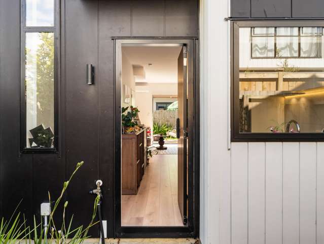 Bank Countdown On - This Must Be Sold!