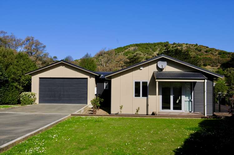 15E Tenby Street Moeraki_29