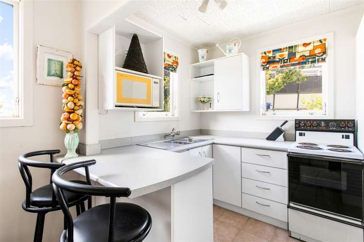 11 Dawn Place Te Atatu South_26