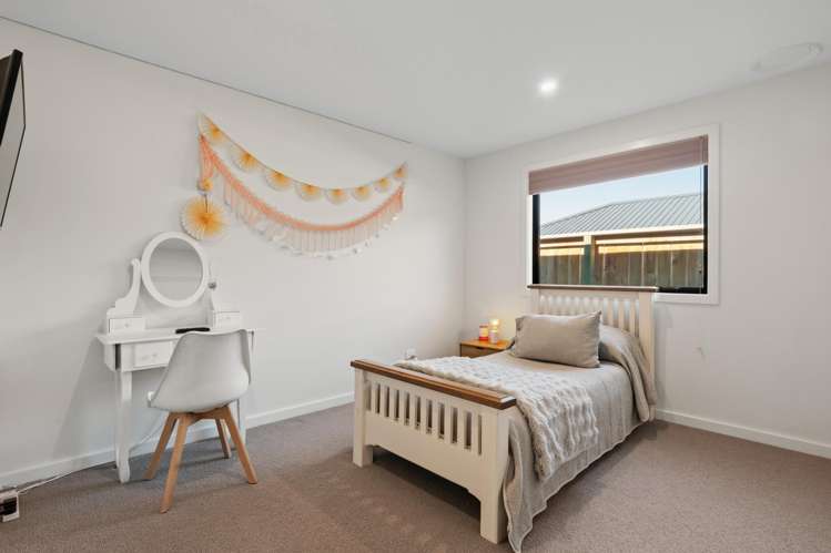 19 Grain Close Jacks Point_11