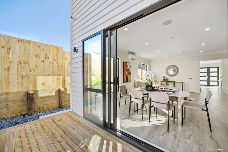 49 Bushfield Drive Flat Bush_16