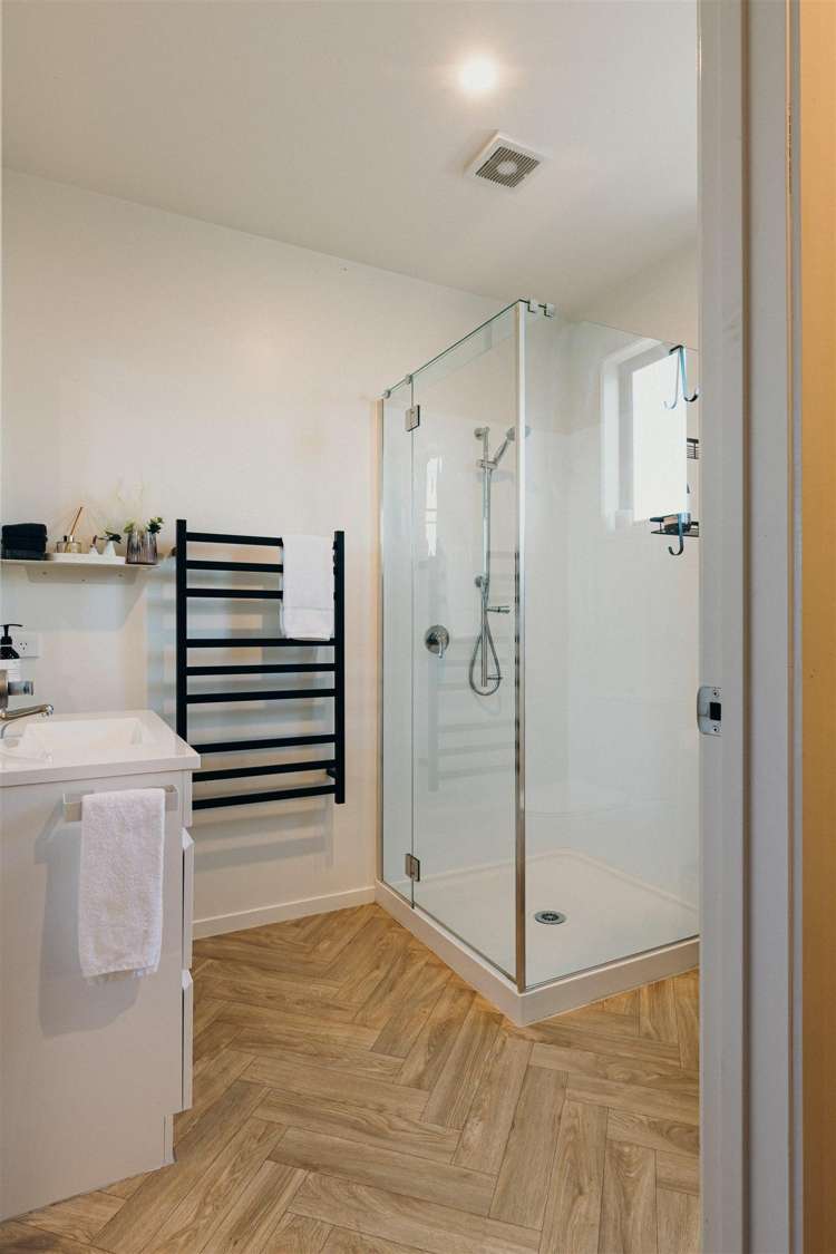 56 Burgundy Drive Martinborough_15