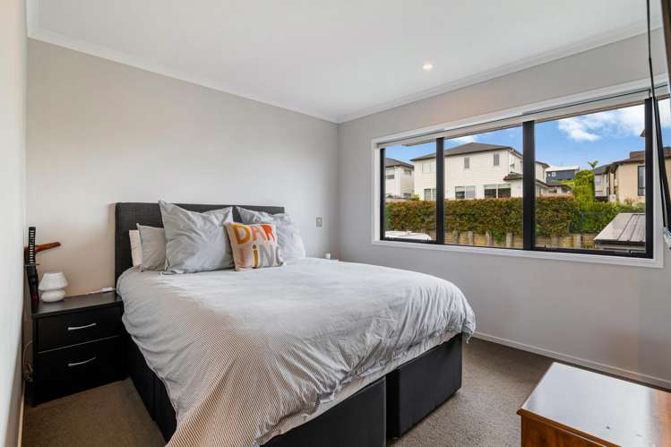 145 Bonair Crescent Silverdale_13