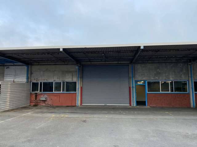 Adaptable Office and Warehouse