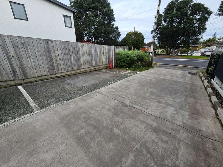 2/3 Rimu Road Mangere Bridge_12