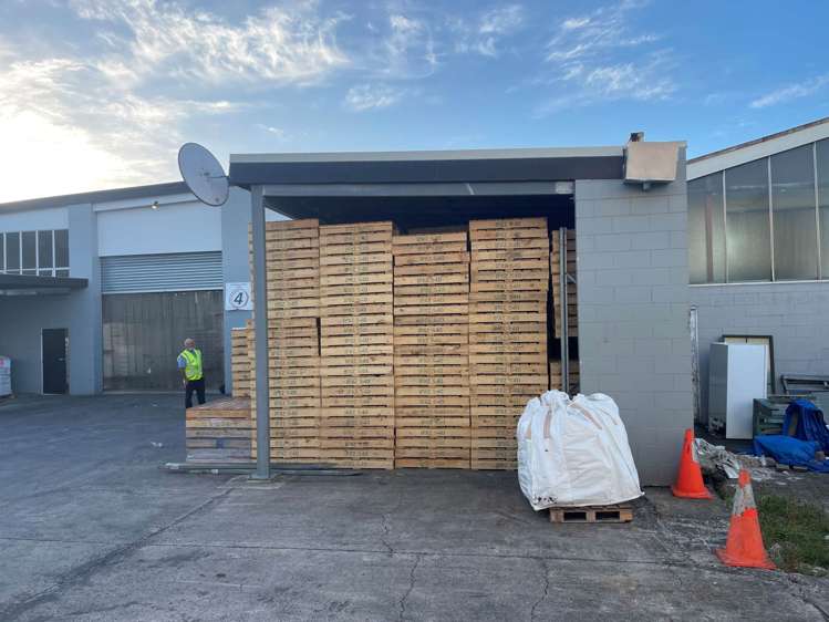 Unit A/3 Colway Place Wairau Valley_5