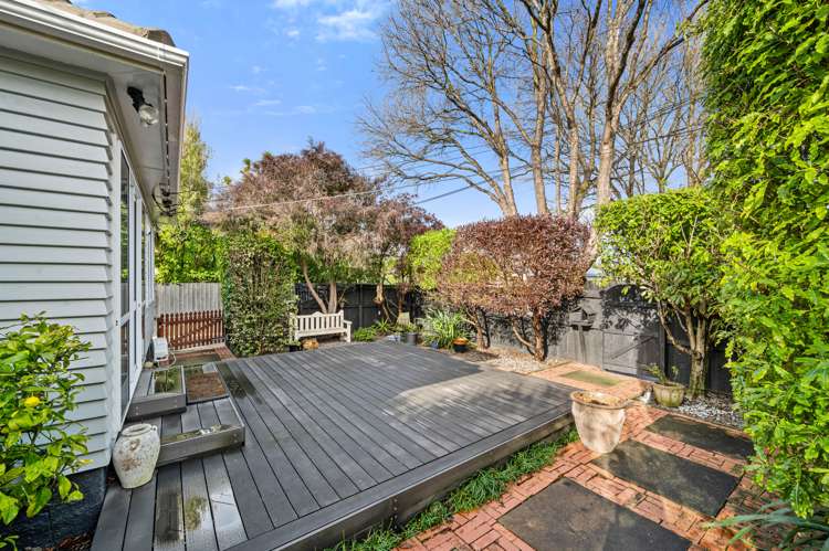 6 Wilding Street Saint Martins_19