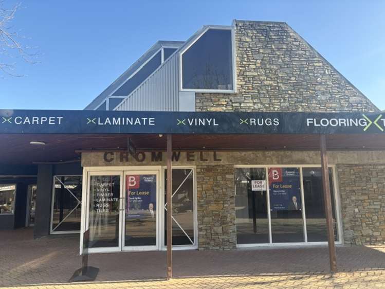 5 The Mall Cromwell_5