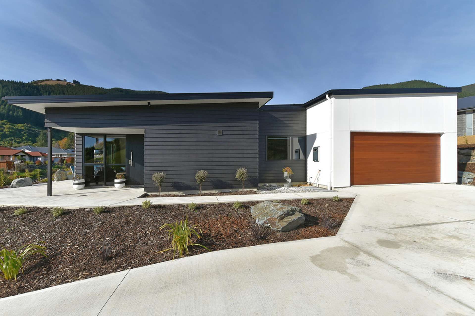 6 Kingfisher Lane Stoke_0