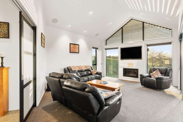 38 Trig Road Whitford_13