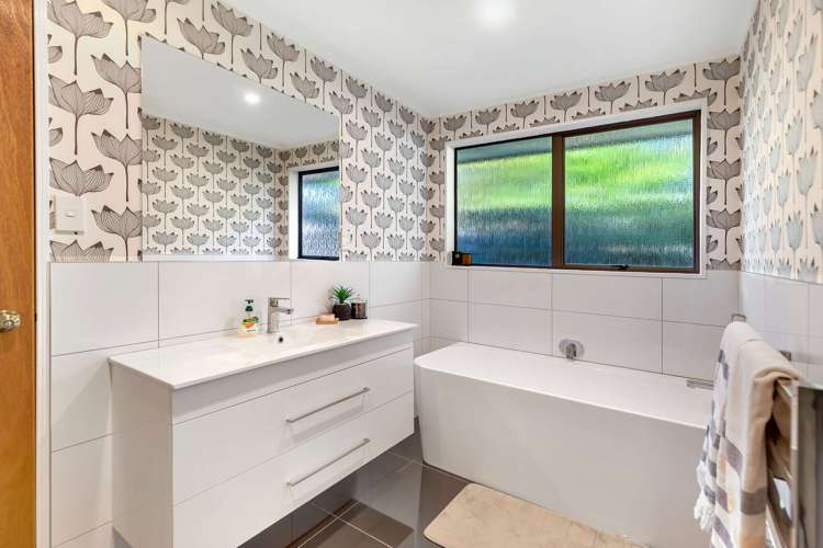 18 Truscott Grove Awapuni_20