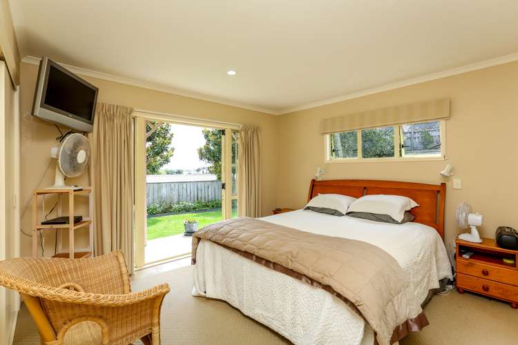 8 Maple Crescent Whalers Gate_15