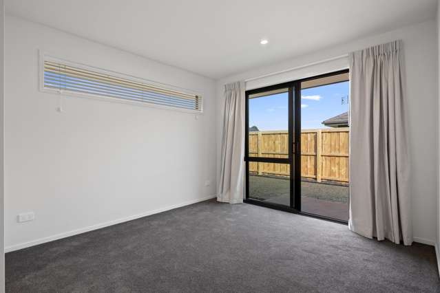12 McCahon Lane Rolleston_4