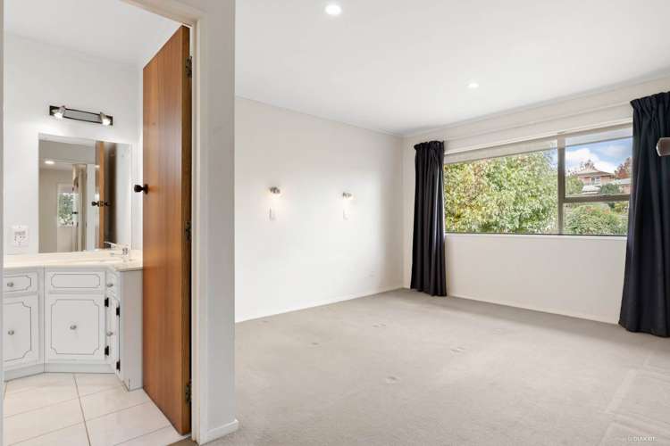 1 Len Brown Place Pukekohe_12