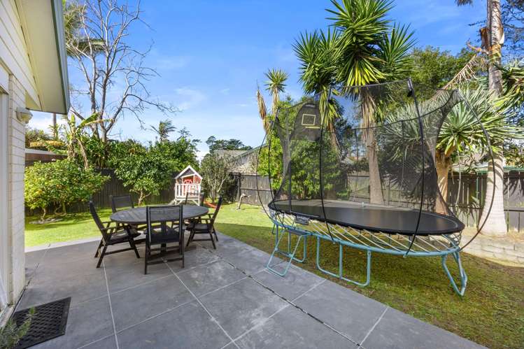 10 Davington Way Pakuranga Heights_18