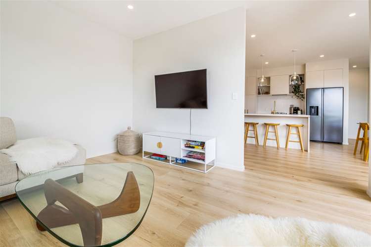 16 Walsh Road Wainui_15