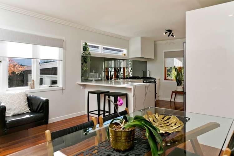 2/213 Lake Road Belmont_4