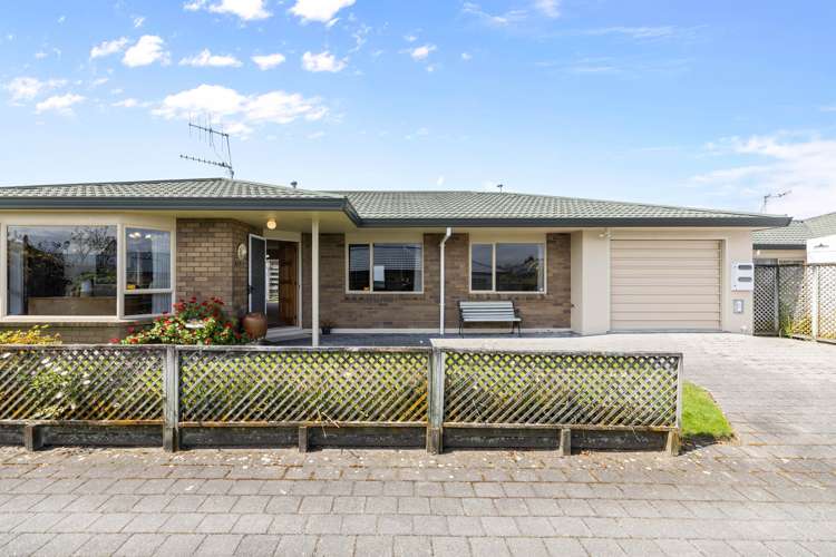 2/50 Rifle Range Road Taupo_1
