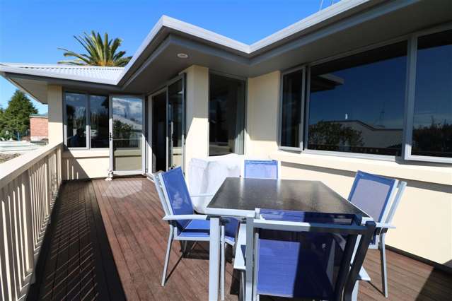 25 Douglas Street Waimataitai_1