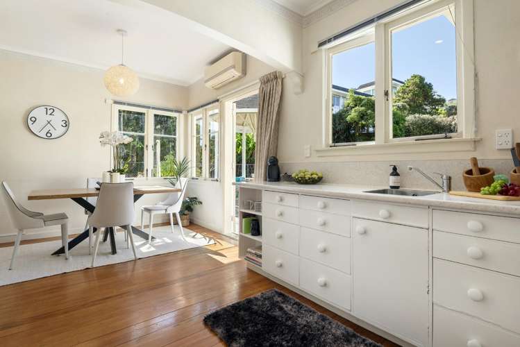26A Queens Parade_5