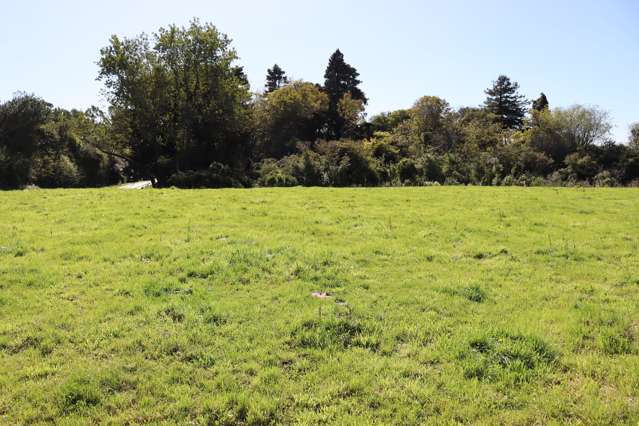 0n Cardiff Road Cardiff_2