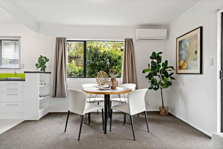 2/298 Glenfield Road Glenfield_5