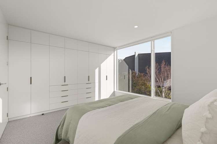 196 Main Road Redcliffs_8