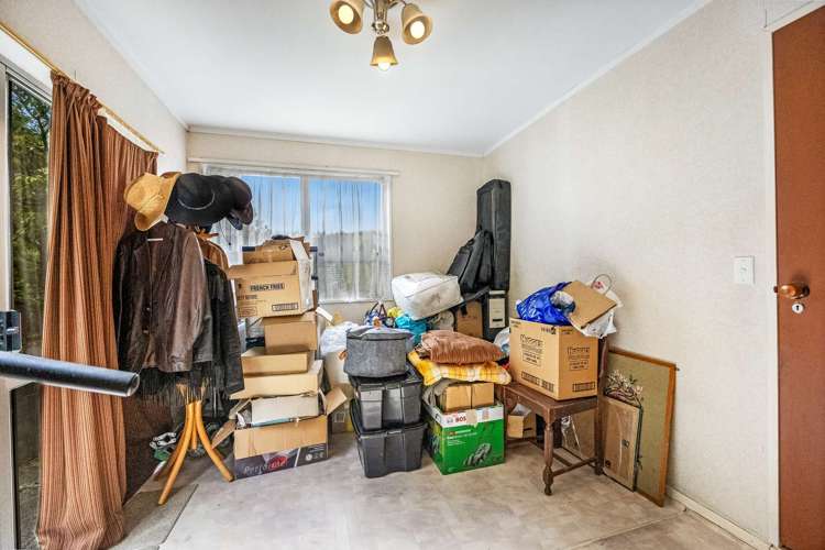 28 Tiroiti Grove Stokes Valley_14