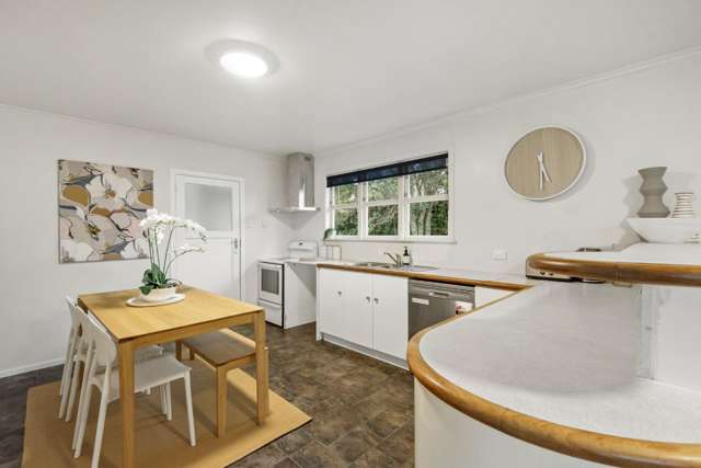 72 Blakeborough Drive Forrest Hill_4