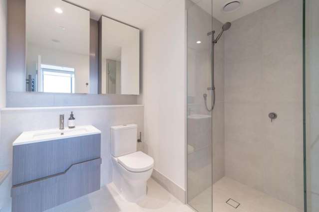 3706/10 Commerce Street Auckland Central_1