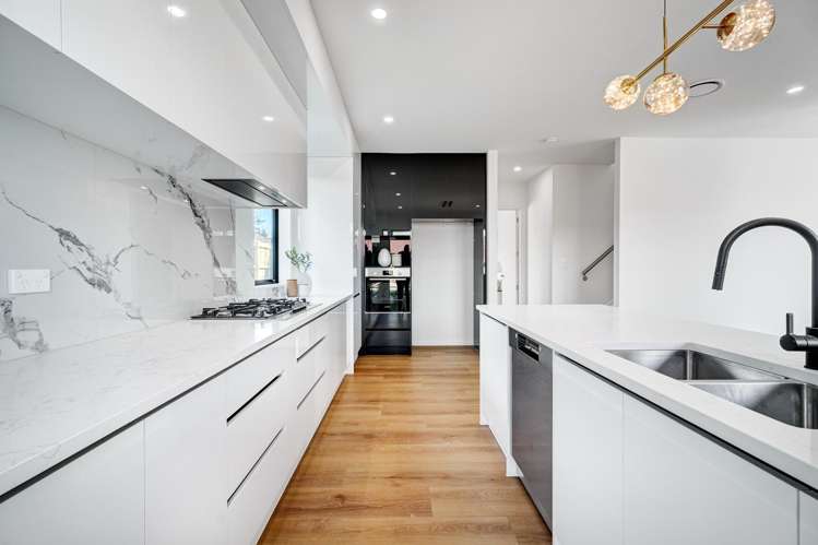 12 Parehua Lane Swanson_16