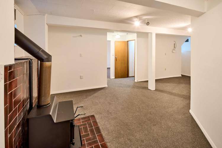 16 Clematis Grove Maungaraki_18
