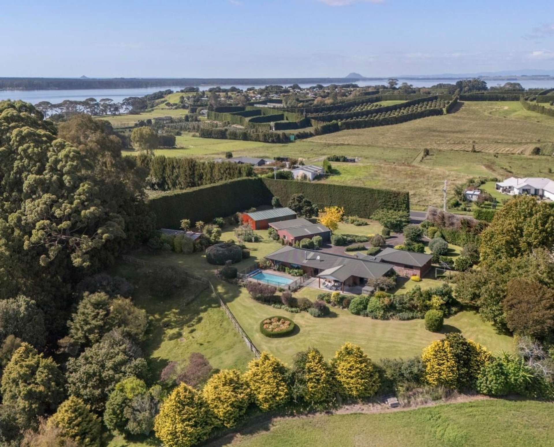 217 Ongare Point Road Katikati_0