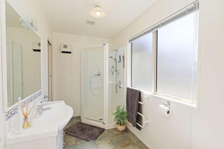 73 Rosewood Drive Rosedale_17