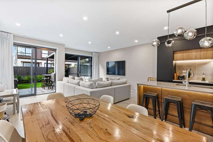 48 Glidepath Road Hobsonville_7