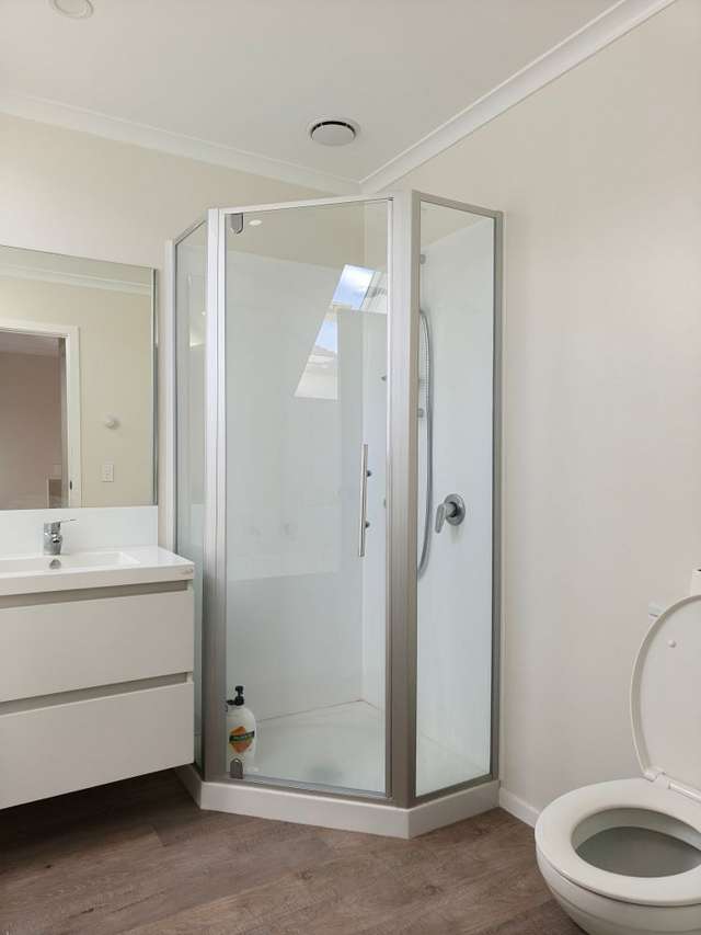 91A Whites Line East Waiwhetu_3